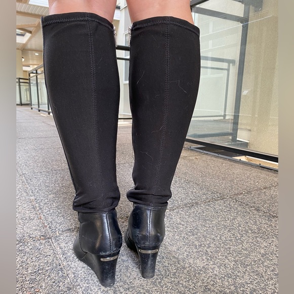 Michael Kors - black leather wedge boots - size 5.5 - used with box - Picture 5 of 11